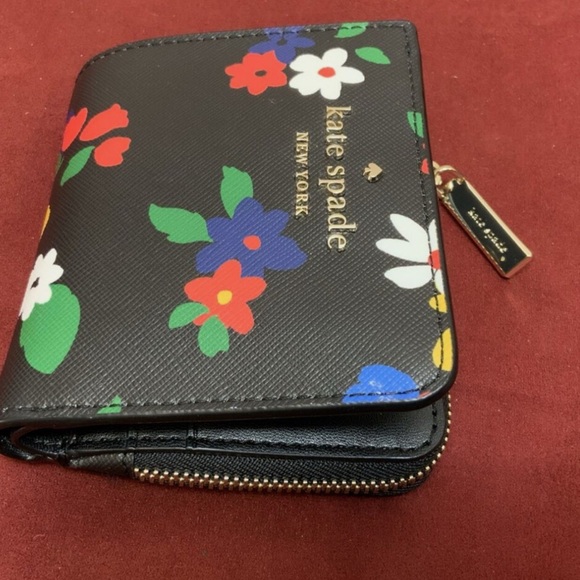 KATE SPADE Black floral Women's Wallet - Picture 3 of 9